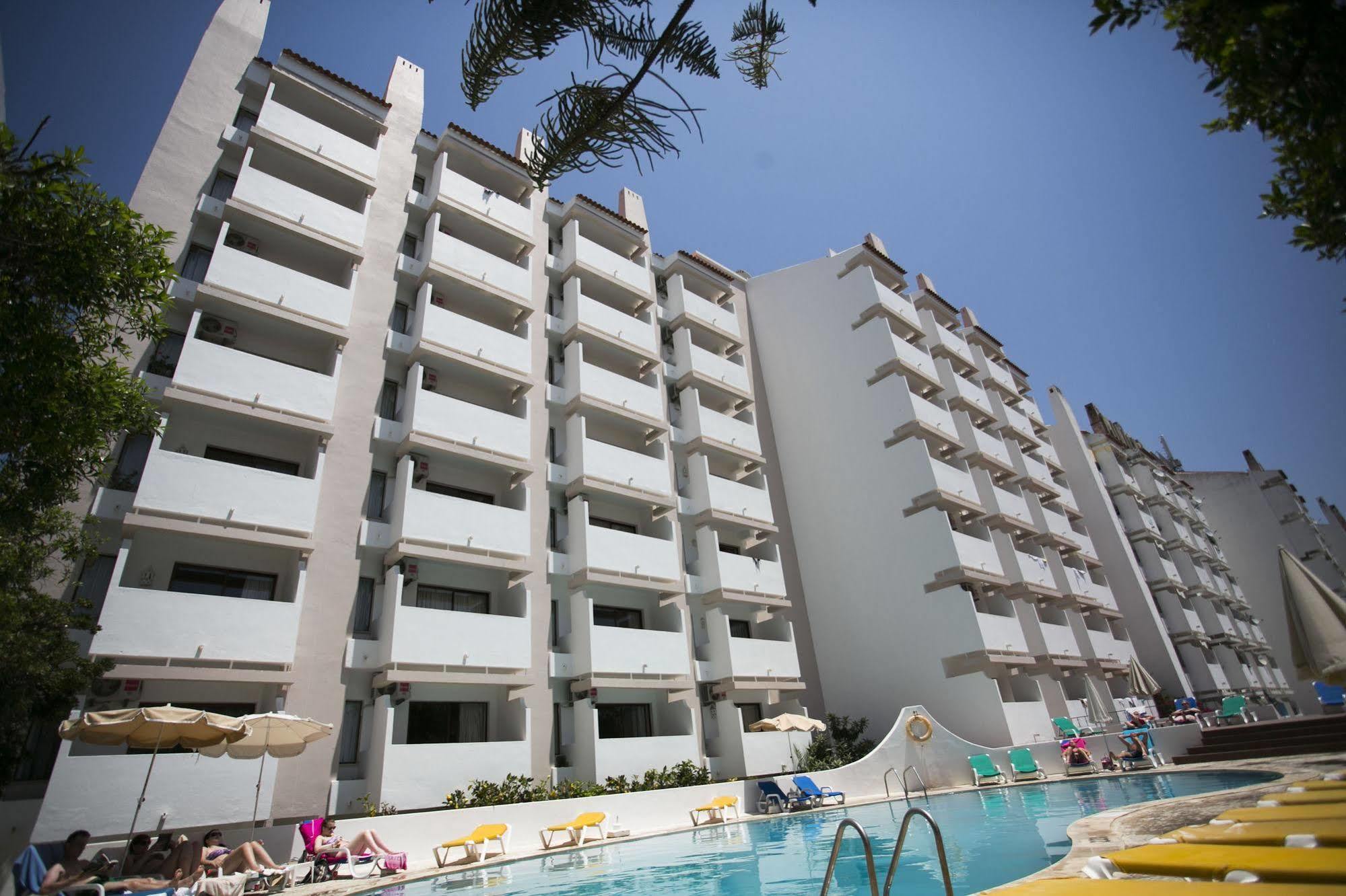 Mirachoro Albufeira Aparthotel Luaran gambar