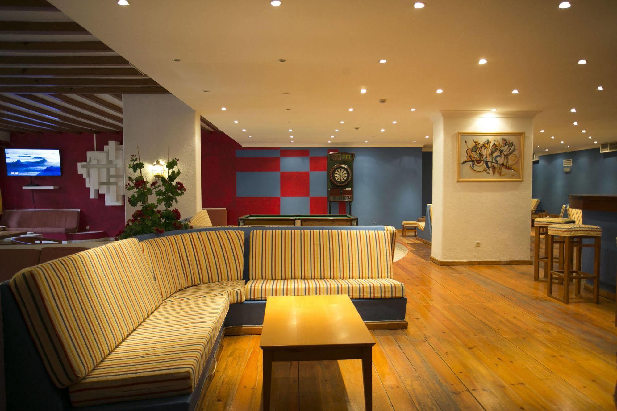 Mirachoro Albufeira Aparthotel Restoran gambar