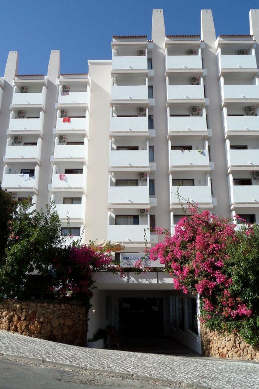 Mirachoro Albufeira Aparthotel Luaran gambar